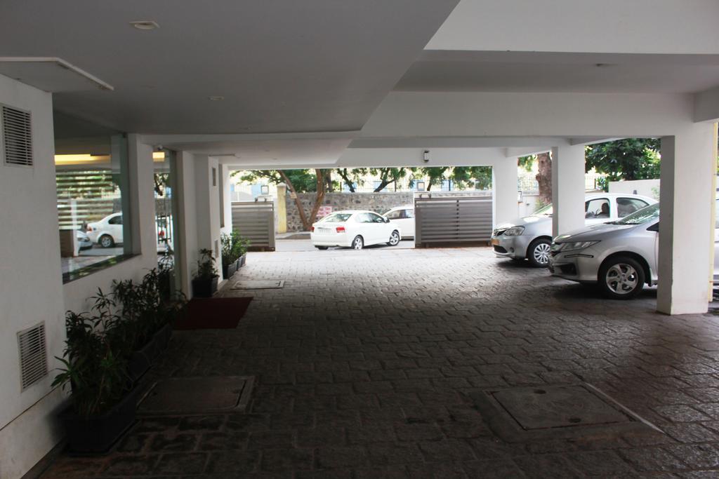 Pebbles Apartman Csennai Kültér fotó