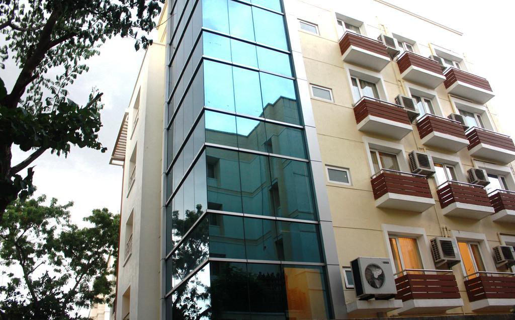 Pebbles Apartman Csennai Kültér fotó